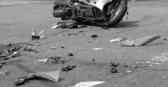 मोटरसाईकल दुर्घटना हुँदा चालकको मृत्यु